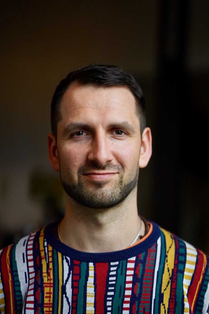 Porträtfoto von Daniel Arnold